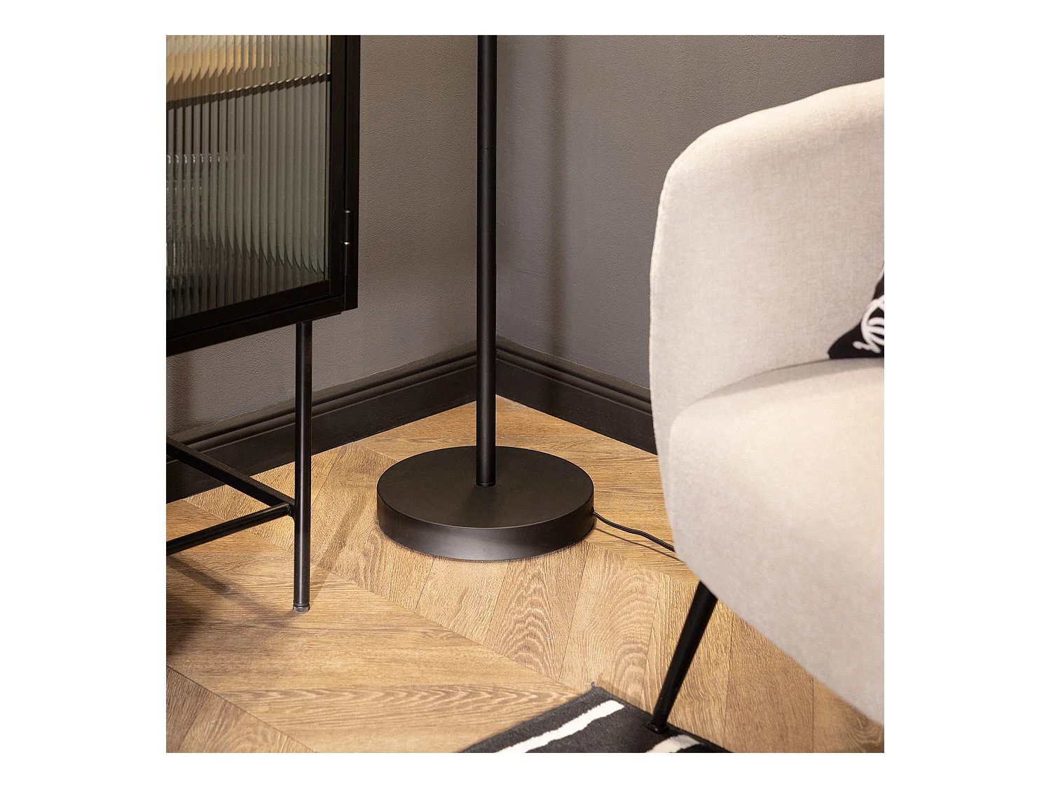 Lámpara de Pie Bedourie Negro