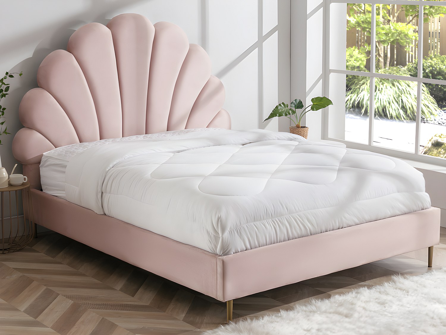 Vente-unique Bett Mit Kopfteil In Muschelform + Matratze - 160 X 200 Cm - Samt - Rosa - Livaya