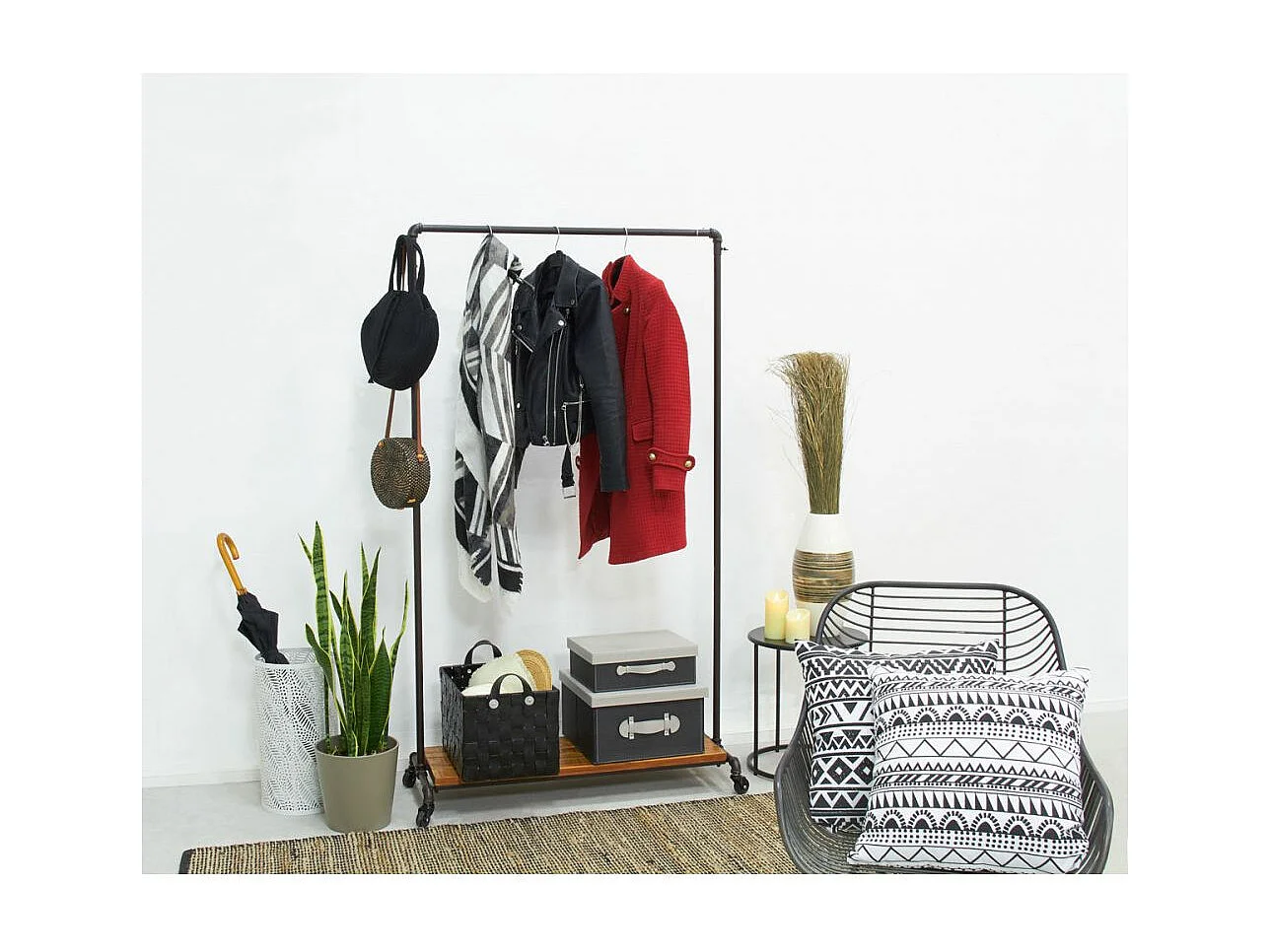 Porte-parapluies en métal feuilles