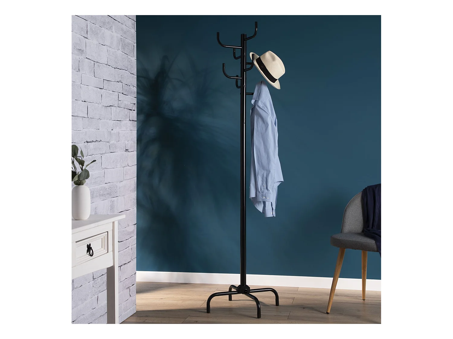 Porte-manteaux perroquet KAKTUS avec 8 portants crochets de hauteur différente, structure en métal laqué noir