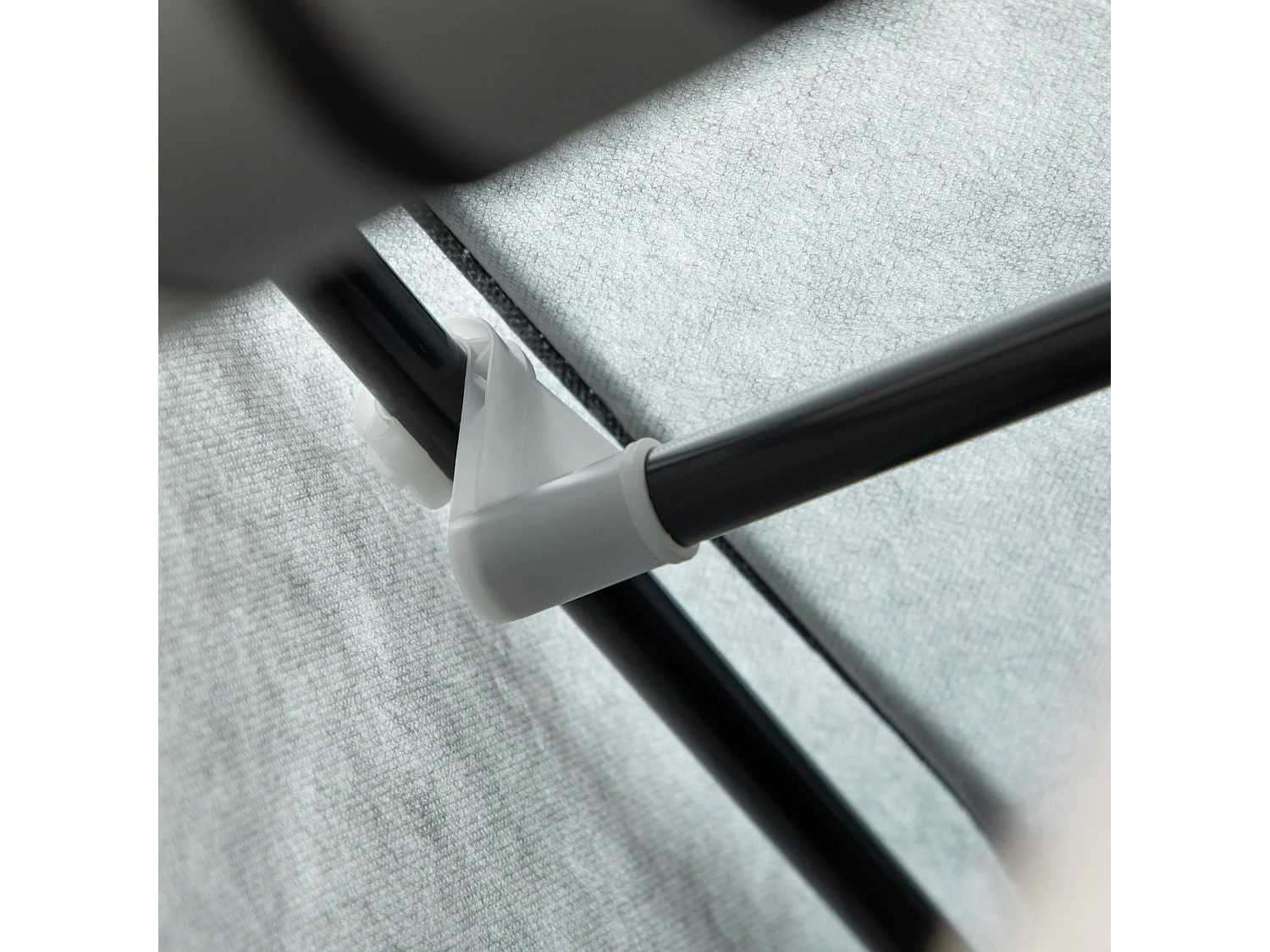 Armario de tela gris claro 125x43x162.5 cm HOMCOM