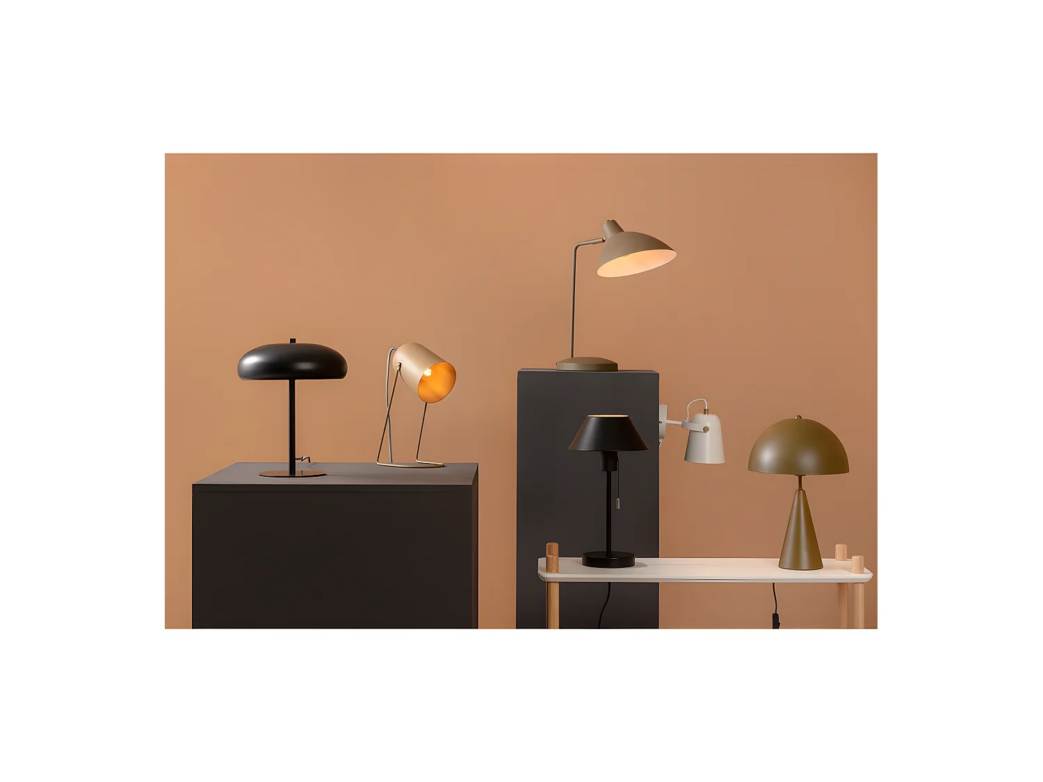 Lampe de table H30cm Shroom Noir  Present Time