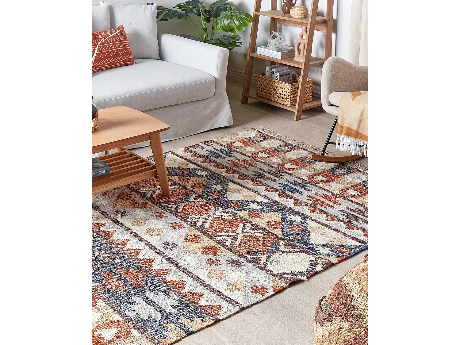 Teppich Jute mehrfarbig / bunt 140 x 200 cm geometrisches Muster Fransen Kalfa