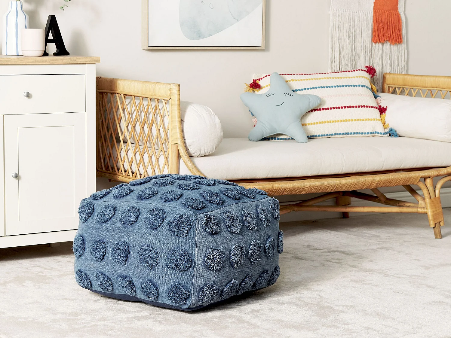 Moderner Pouf in Blau aus Baumwolle quadratisch 50 x 50 cm Punktmuster Vishvi