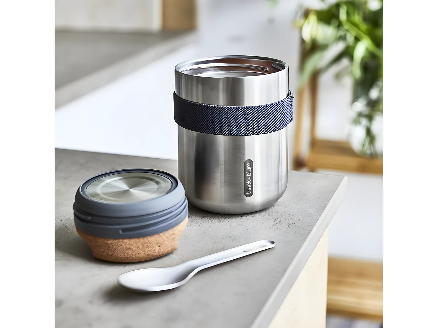 Pot isotherme Thermo Pot Gris  Black and Blum