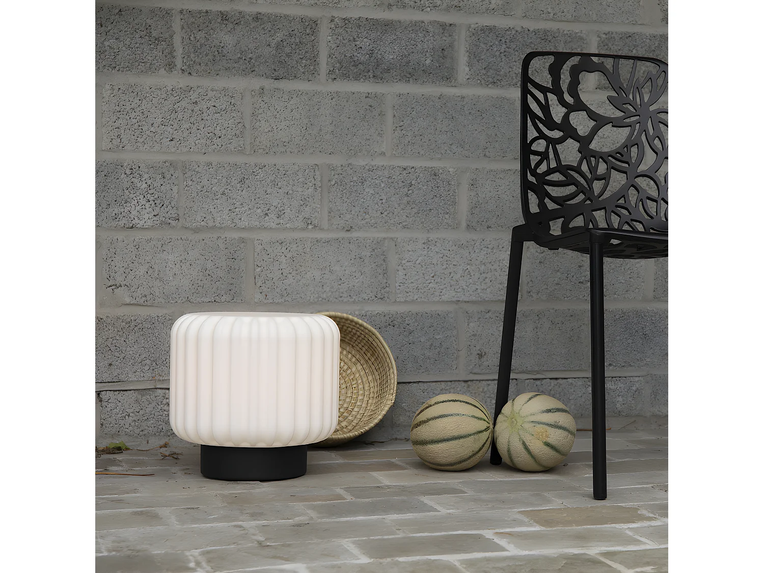 Lampada in pizzo XL h 29cm in polietilene nero