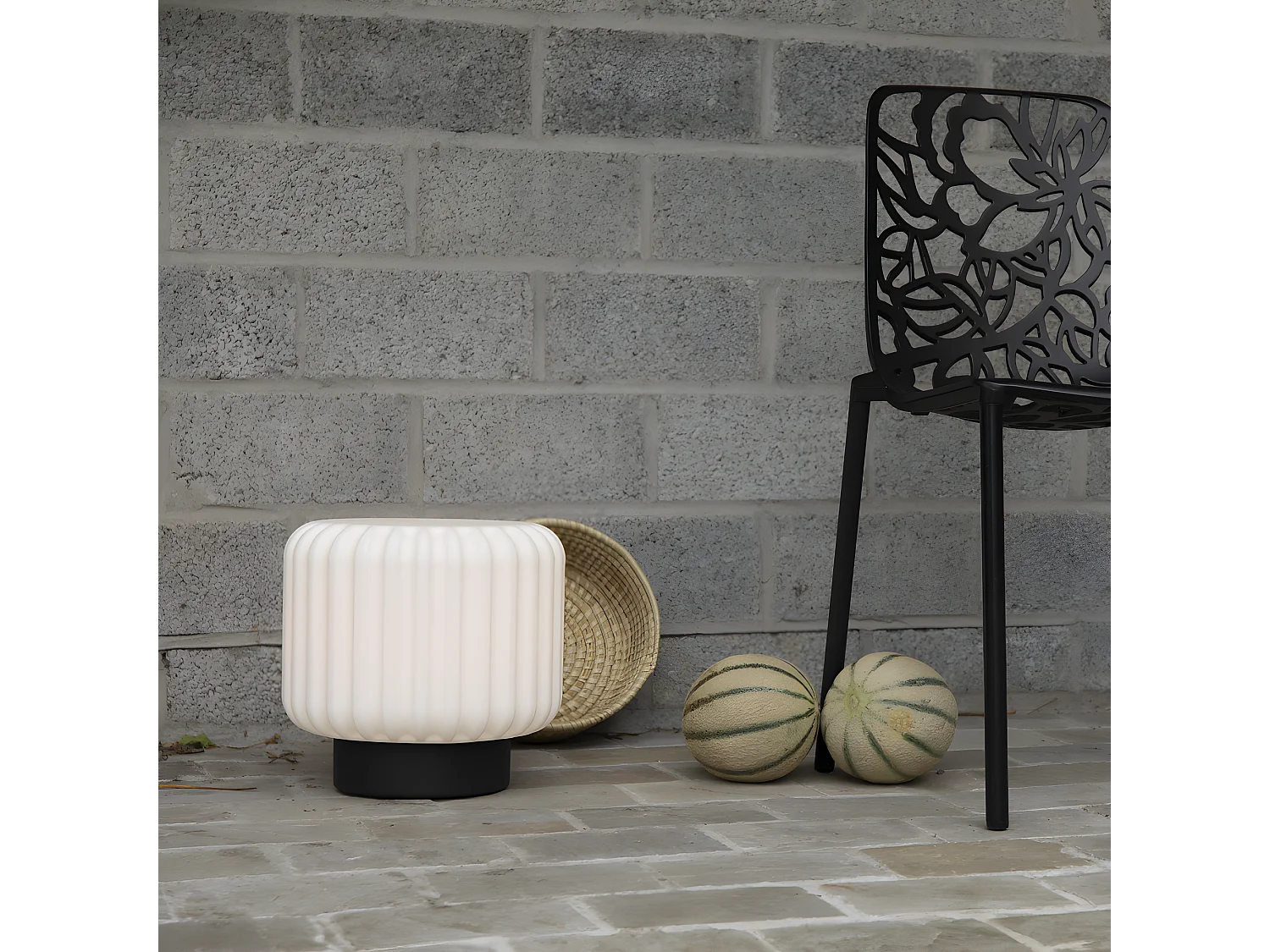 Lampada in pizzo XL h 29cm in polietilene nero