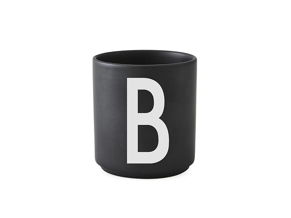 Tasse noire Design Letters Noir B Design Letters