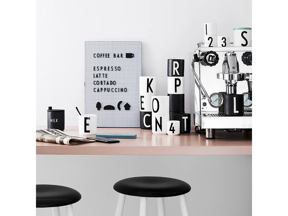 Tasse blanche Design Letters Blanc A Design Letters