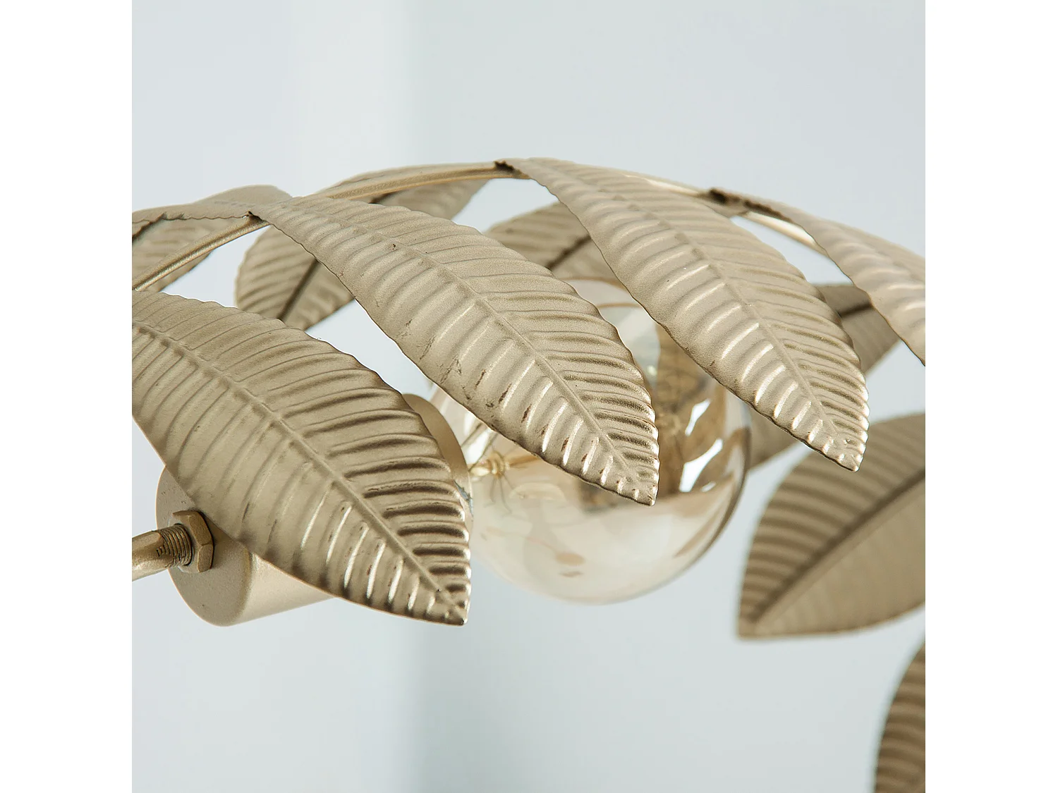 Lampe haute en fer doré 90x86x144 cm