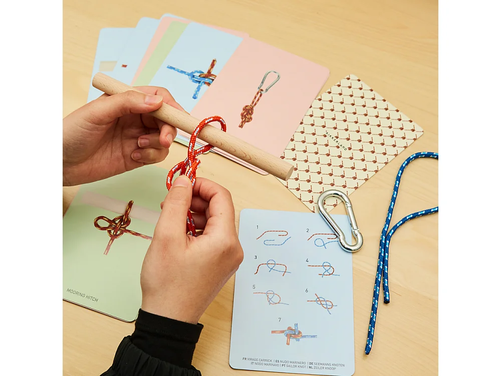 Jeu de Noeuds Multicolore  Kikkerland