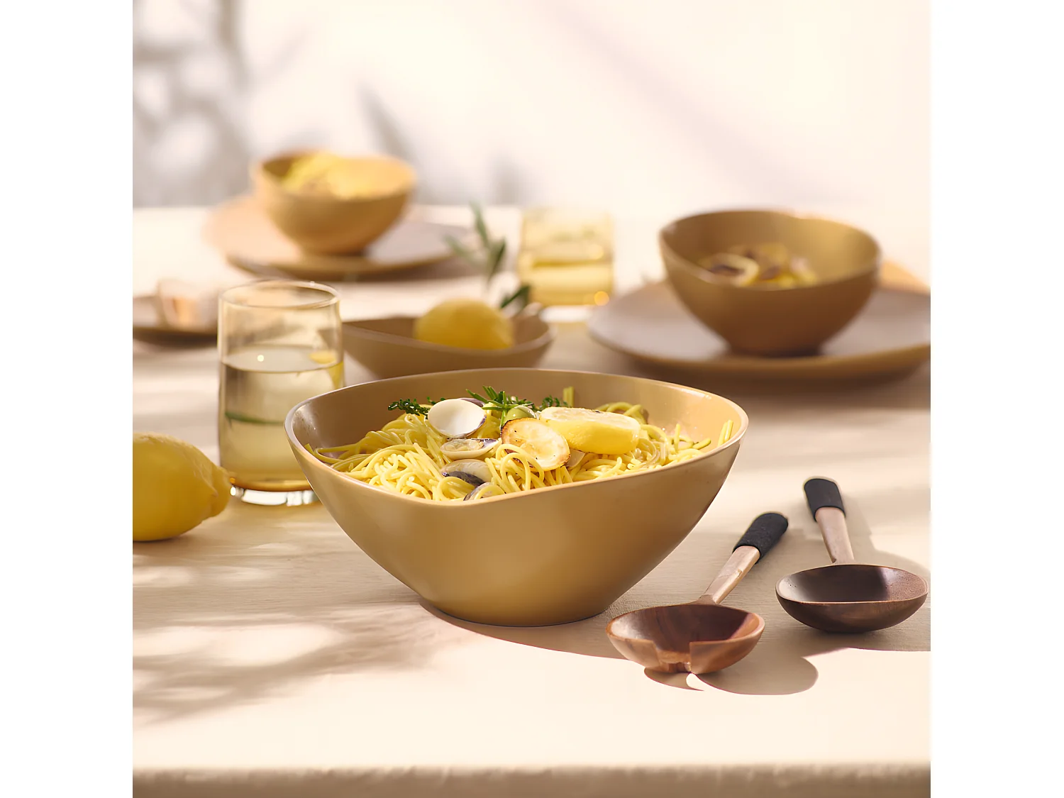 Servidores de ensalada de madera