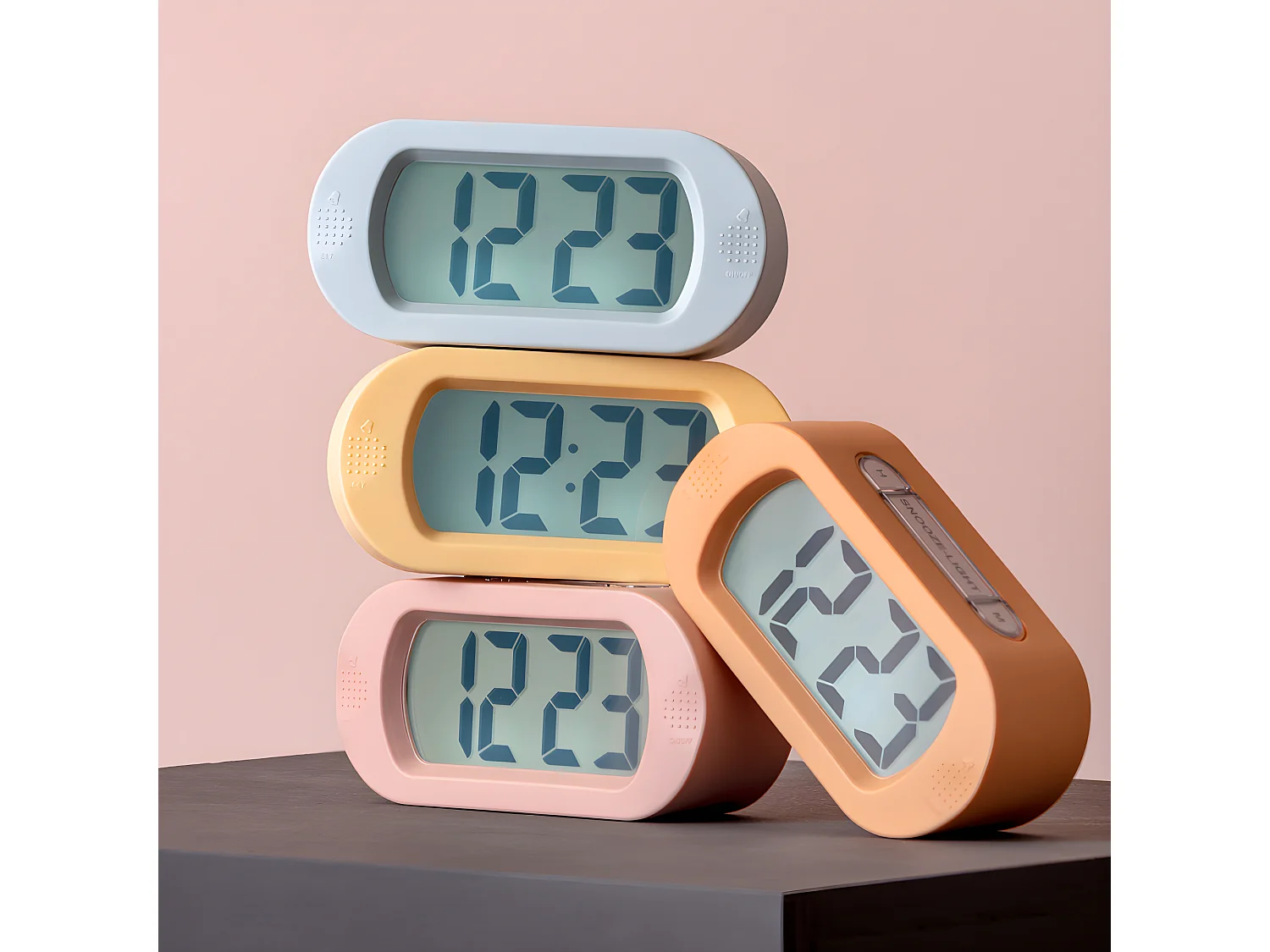 Réveil Gummy Bleu  Present Time