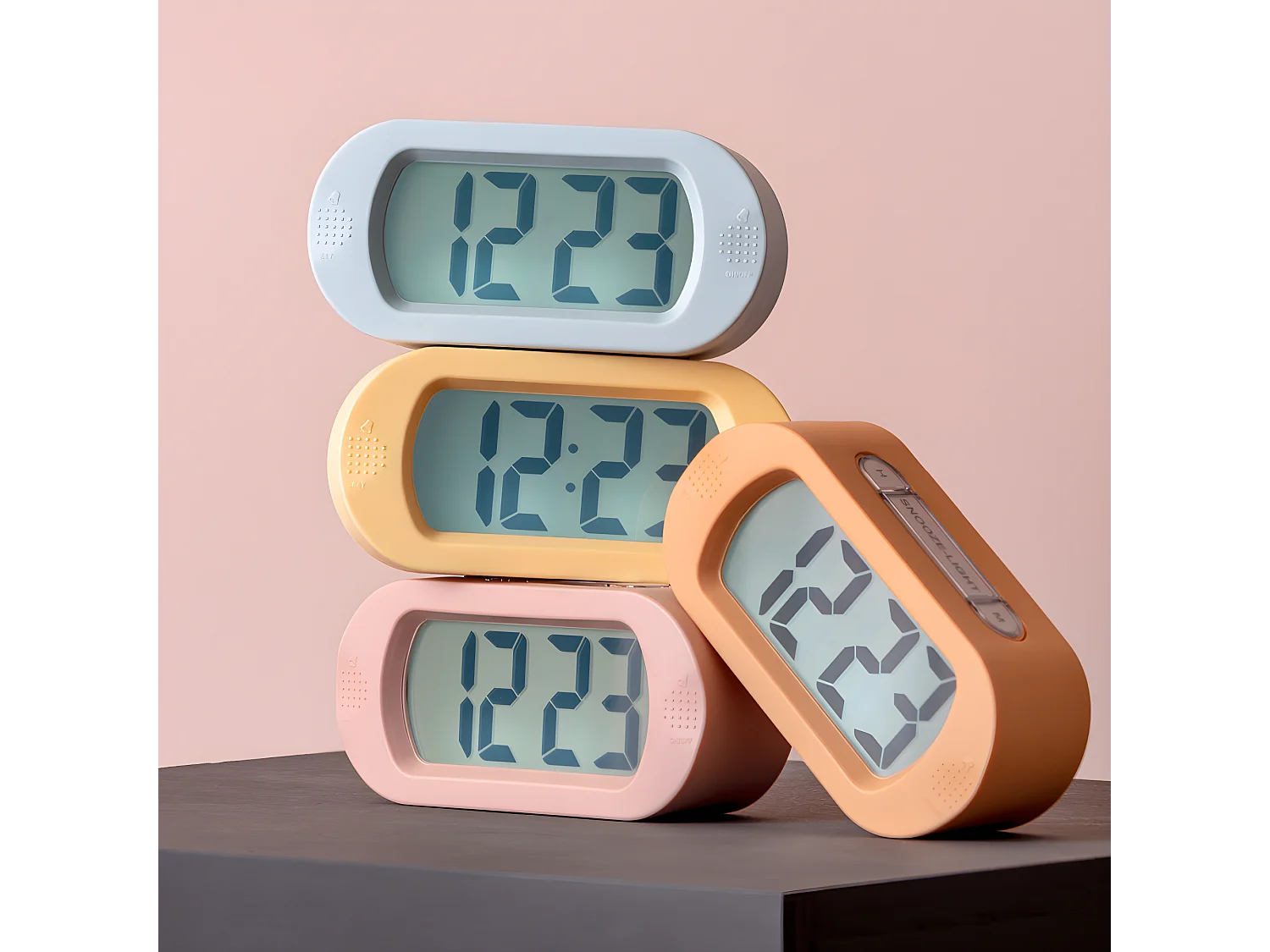 Réveil Gummy Bleu  Present Time