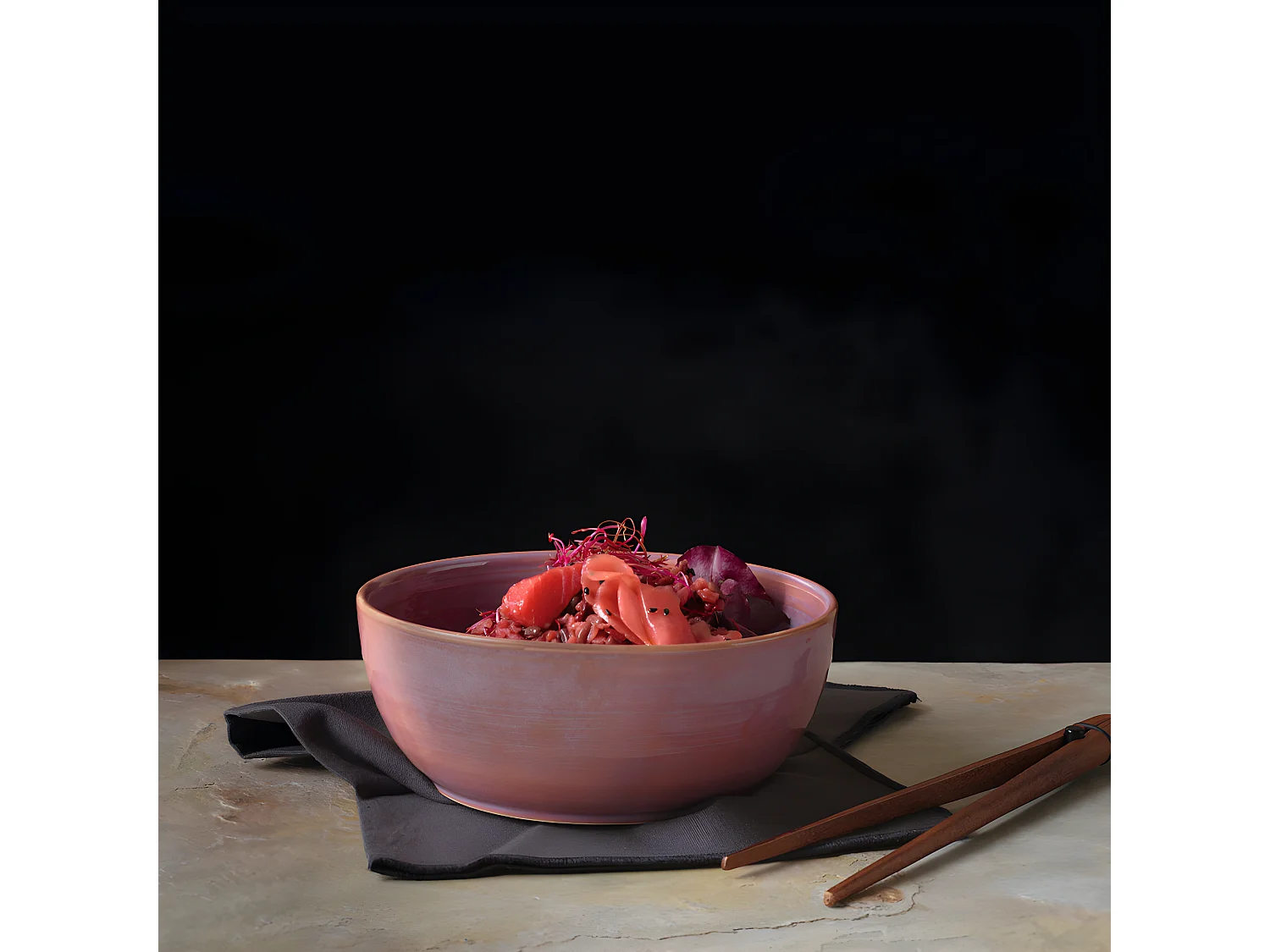 Tazón de poké bowl en cerámica