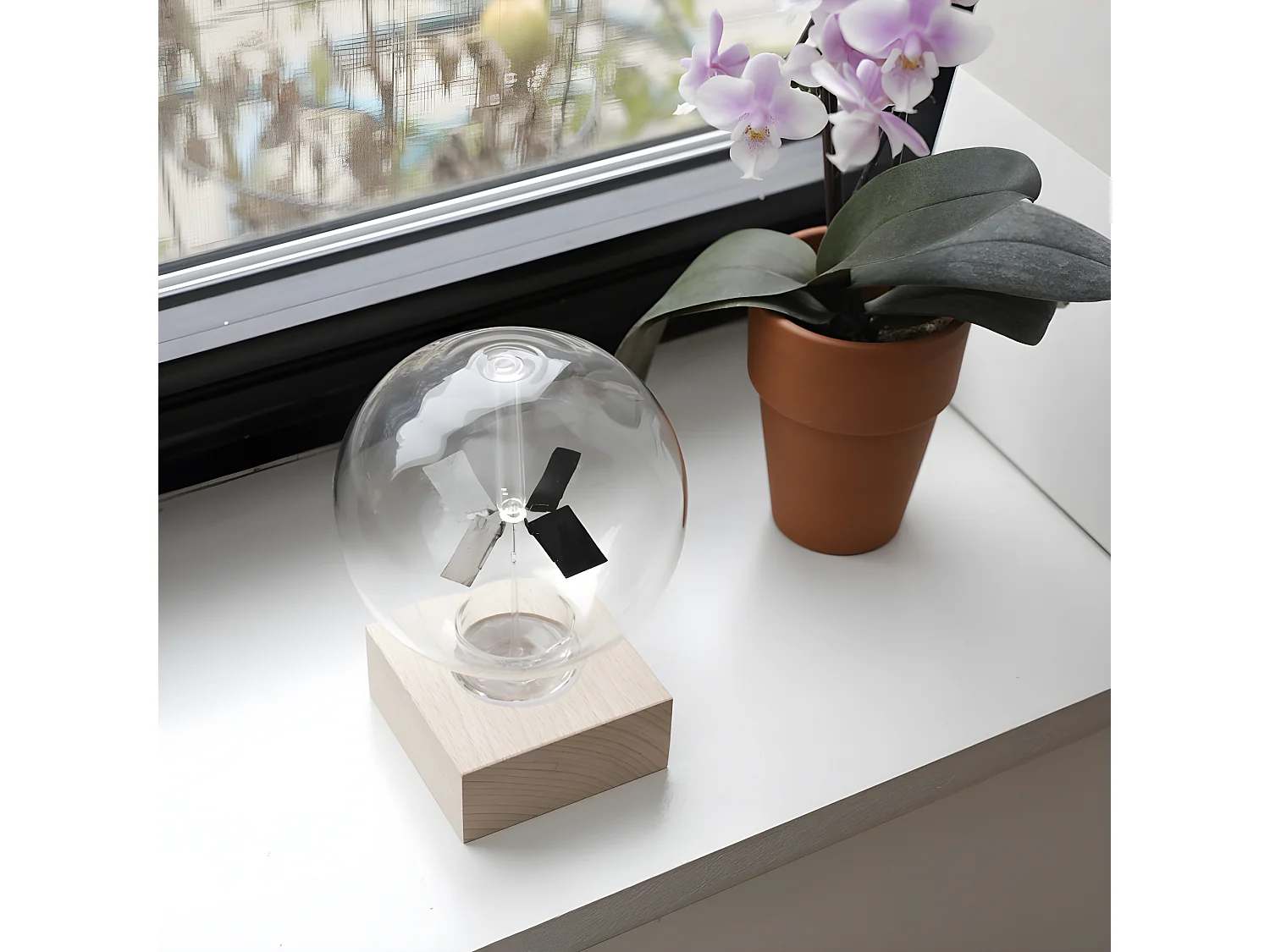 Radiomètre solaire Transparent  Kikkerland