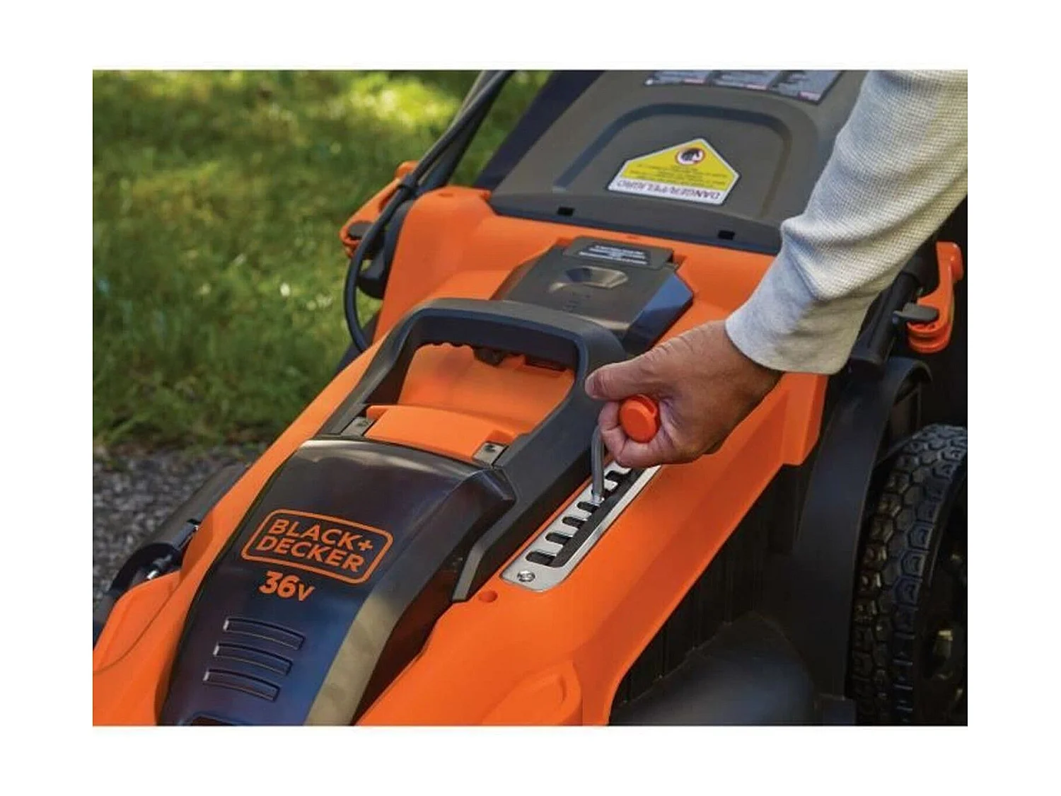 Tondeuse a Gazon Electrique Sans Fil 36V CLMA4820L2-QW - BLACK+DECKER - 7 Hauteurs Réglables - Fonction Mulching