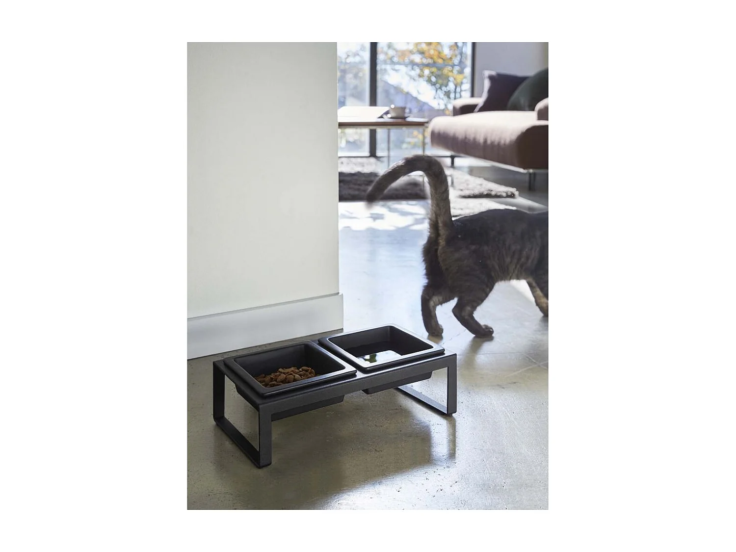 Hochliegende Katzennapf im Designstil "Tower"