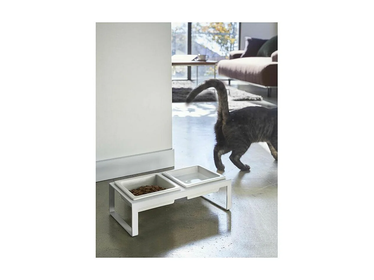 Hochliegende Katzennapf im Designstil "Tower"