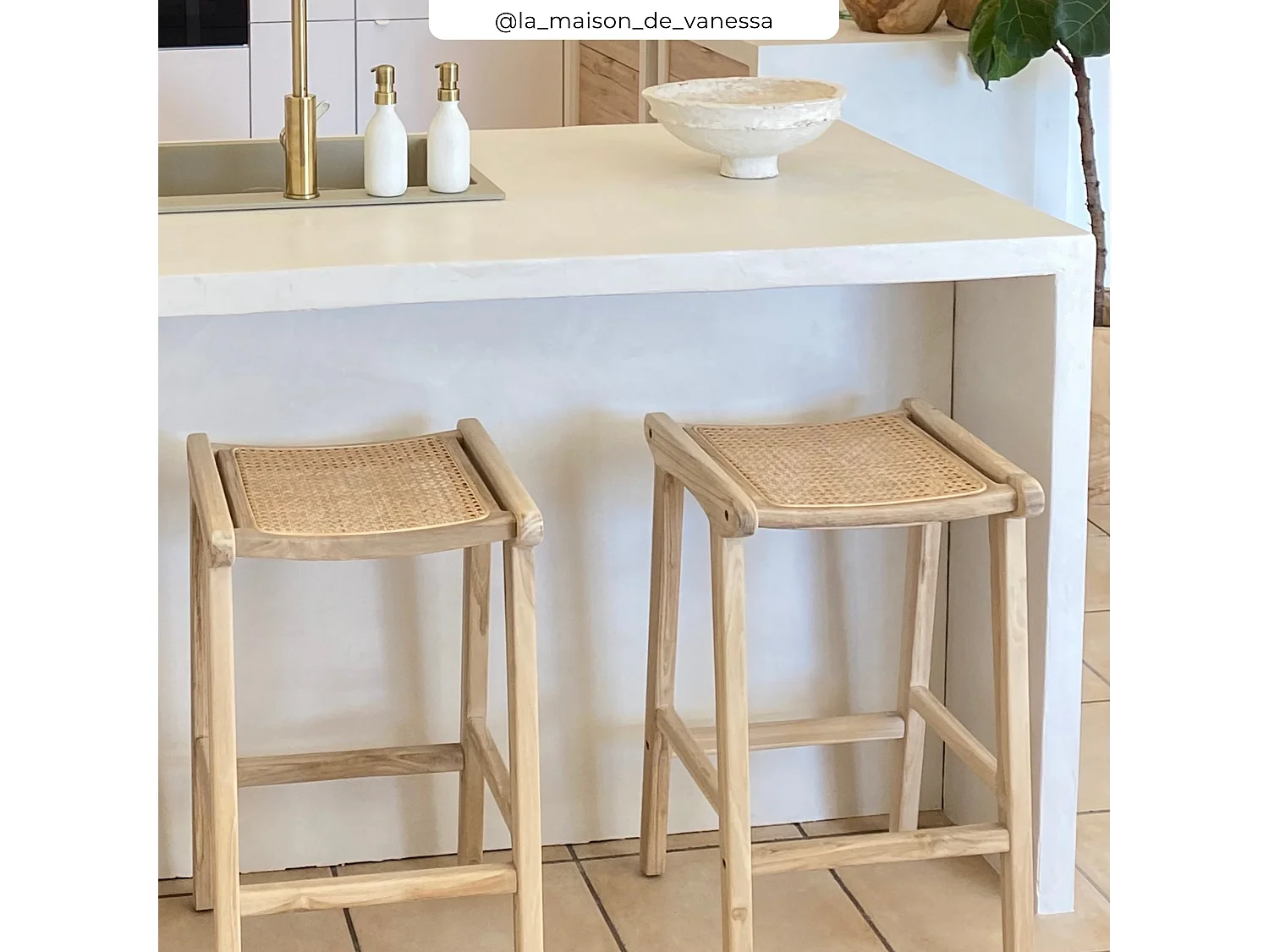 Taburetes para isla de cocina de teca y ratán natural 65 cm - Omaha