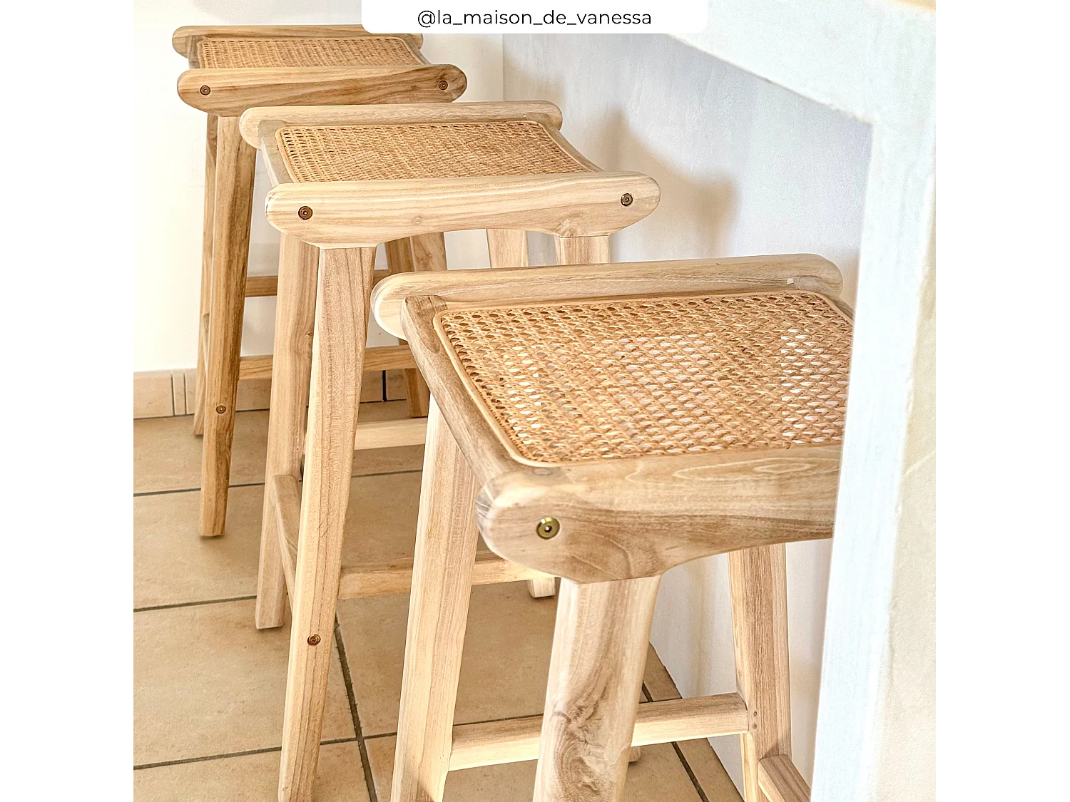 Tabouret pour îlot central 65 cm en teck et cannage - Omaha