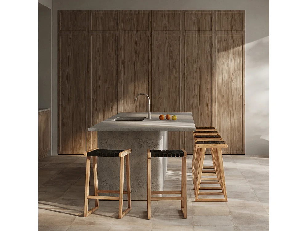 Tabouret pour îlot central 65 cm en teck et cuir tressé noir - Yuma