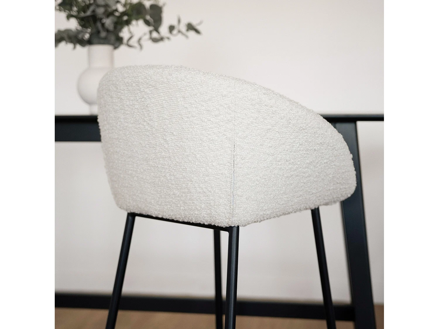 Lot de 2 chaises de bar effet laine bouclette blanche 75 cm - Marquise