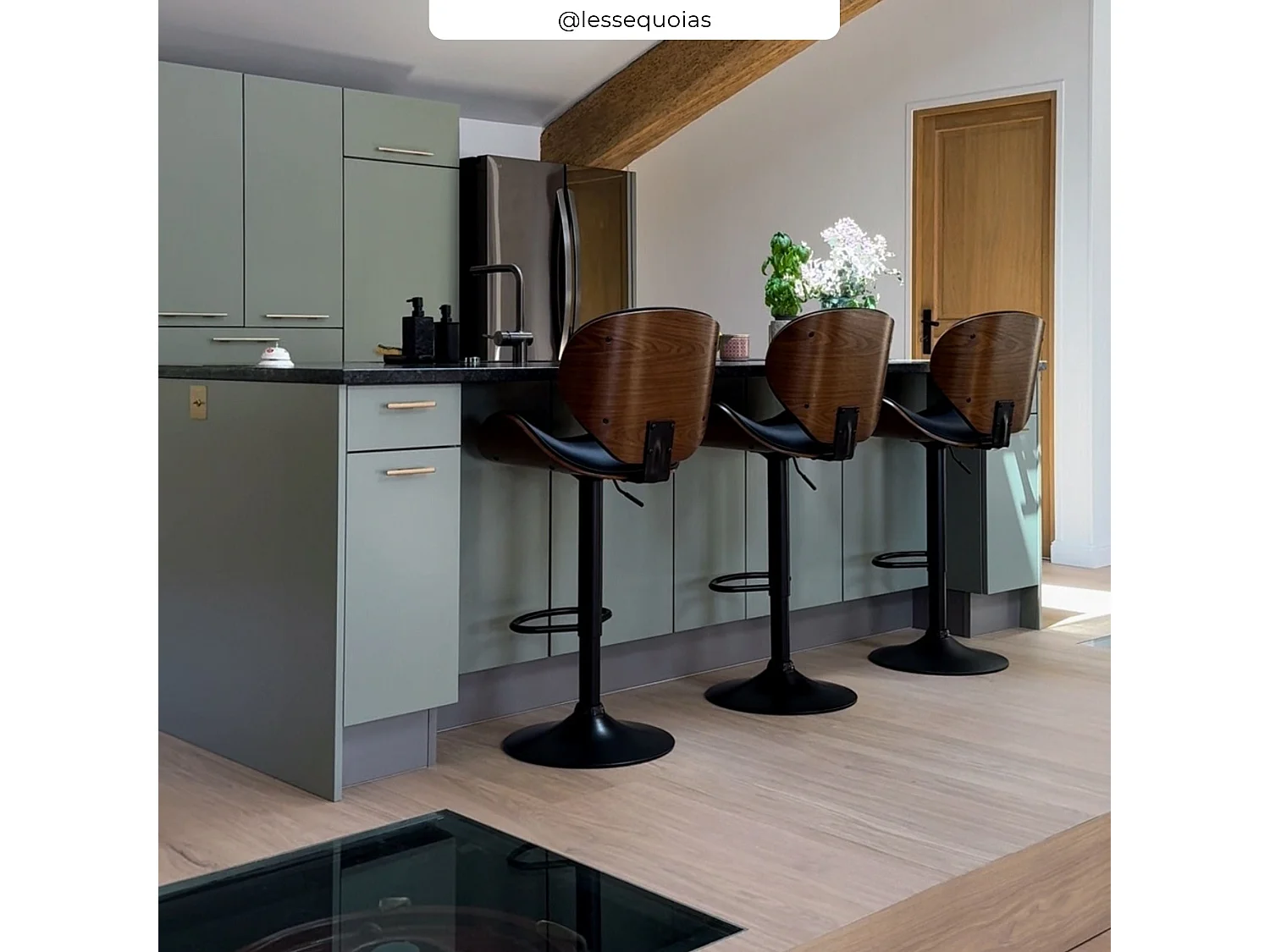 Silla de bar ajustable 63/84 cm en cuero artificial negro - Baudoin