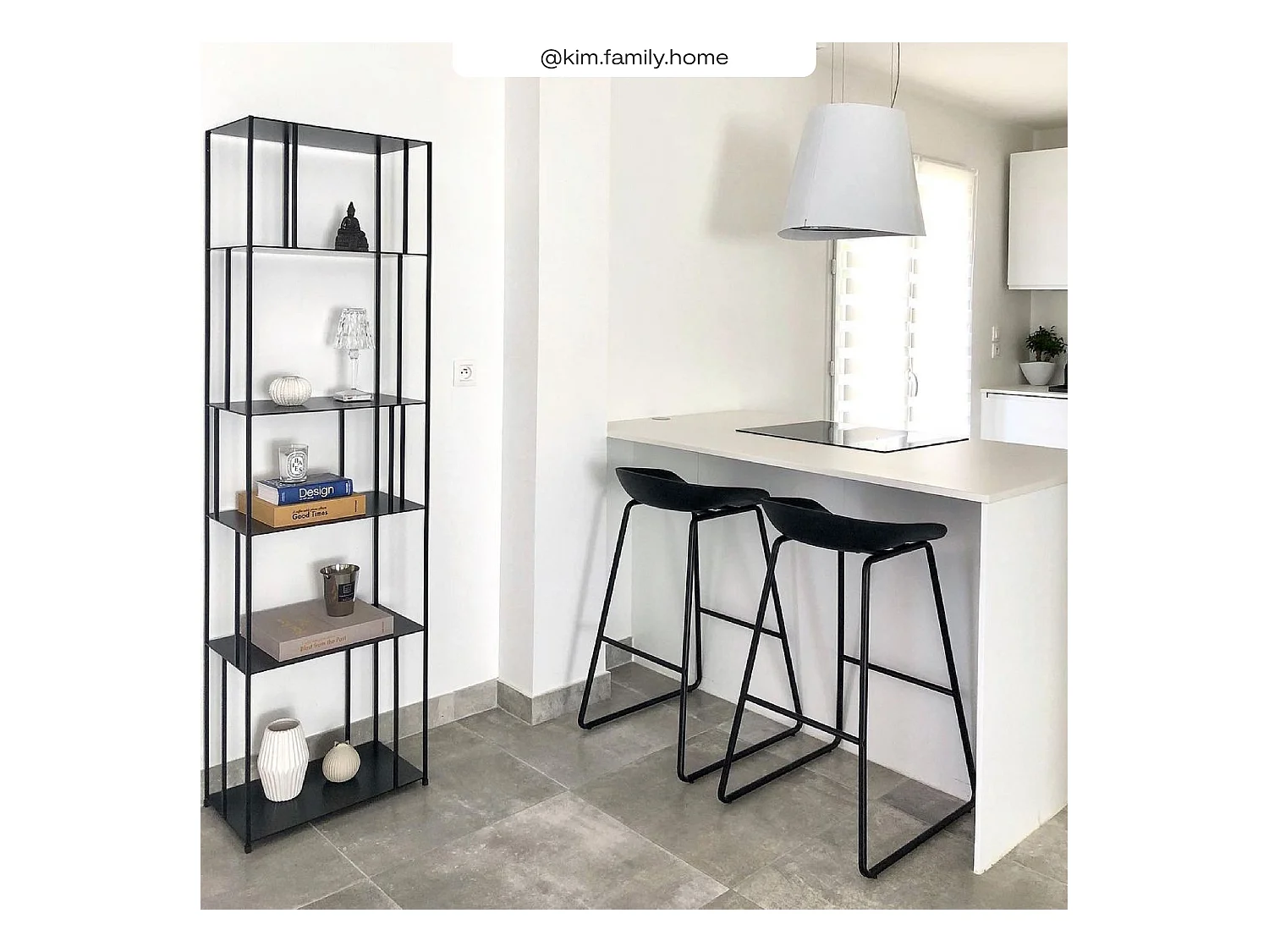 Set de 2 taburetes para isla de cocina de plástico negro 65,5 cm - Yoshi