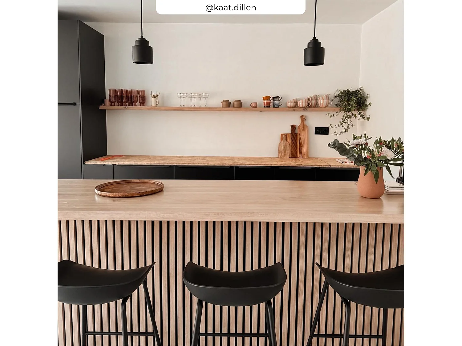 Lot de 2 chaises pour îlot central H65,5 cm noires - Yoshi