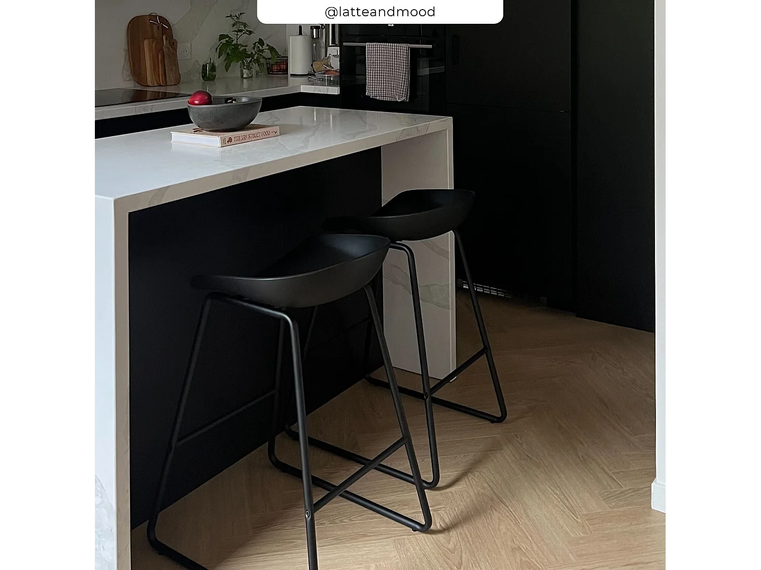 Set di 2 sedie per isola centrale H65,5 cm nere - Yoshi