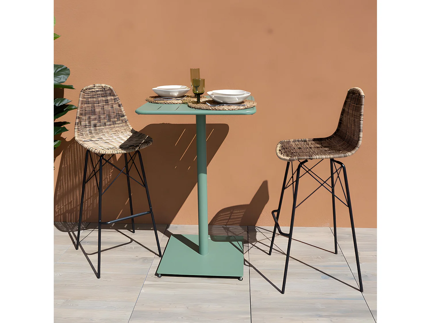 Set di 2 sgabelli da bar da giardino 76 cm in rattan marrone - Tiptur