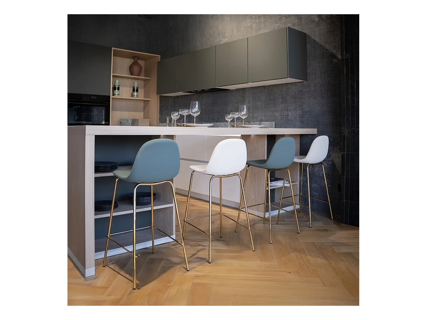 Set de 2 taburetes para isla de cocina en cuero sintético verde 65 cm - Henrik