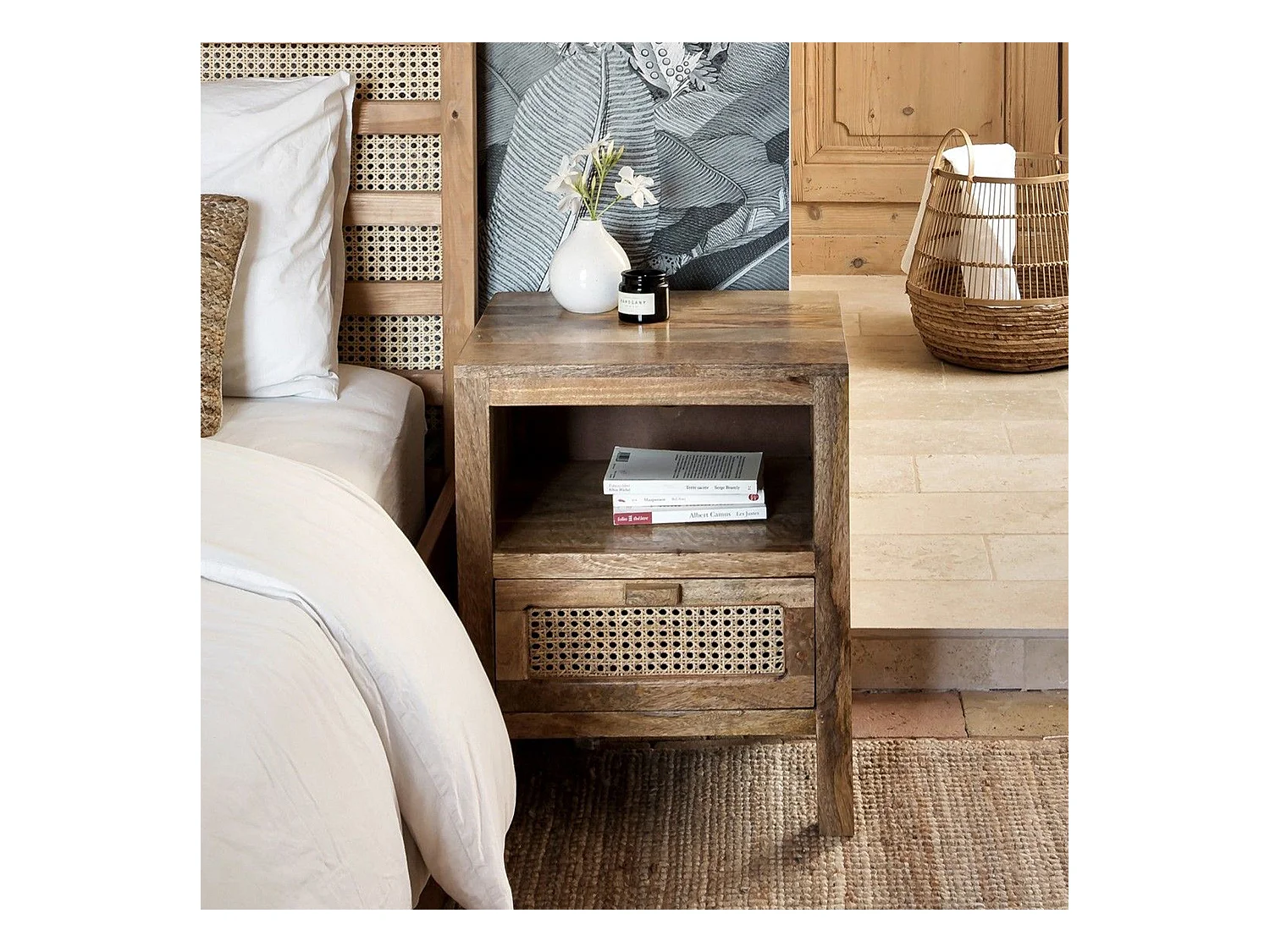 Comodino 1 cassetto e 1 nicchia  in legno e canna - Tiki