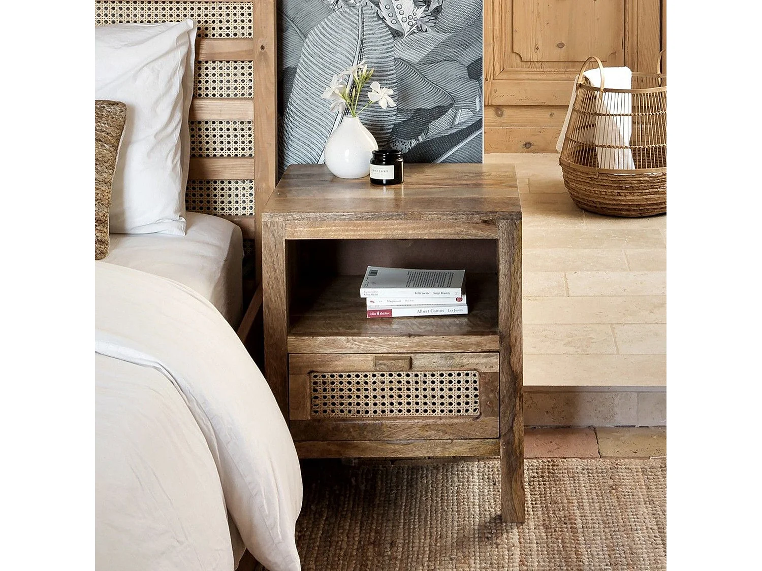 Comodino 1 cassetto e 1 nicchia  in legno e canna - Tiki