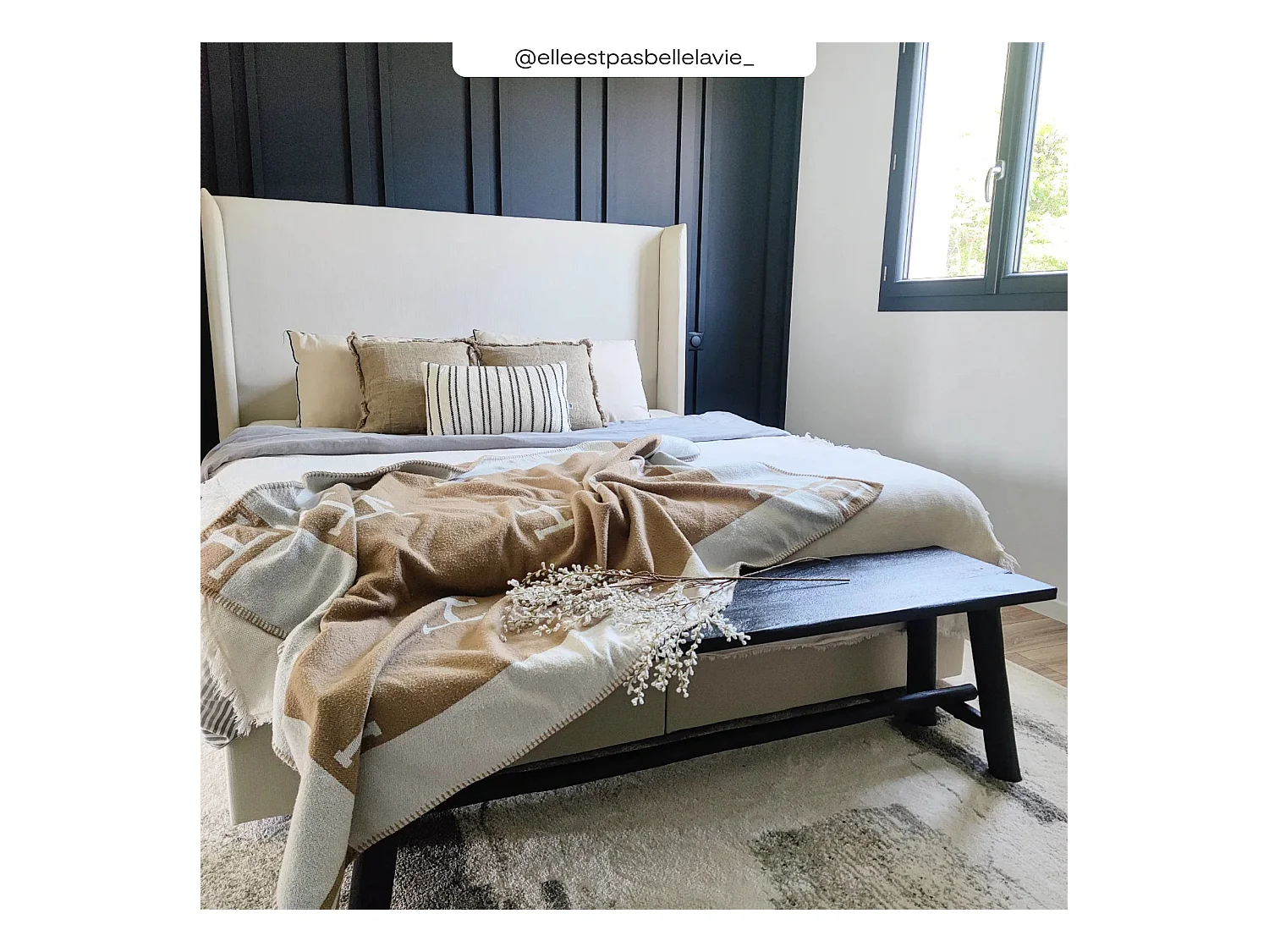 Banc noir en bois de manguier 145 cm - Toxis