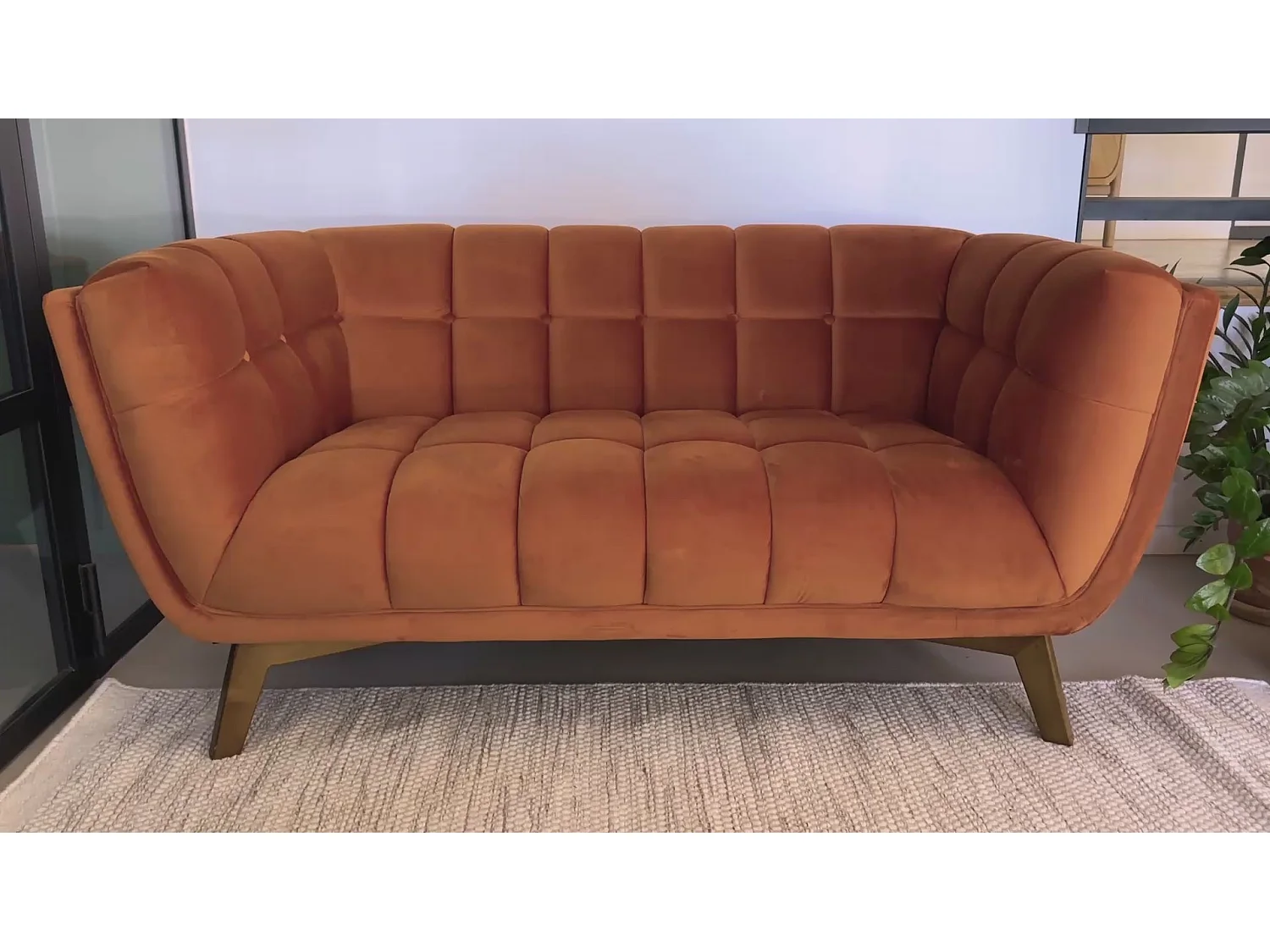 Canapé 2 places en velours orange curcuma - Mona