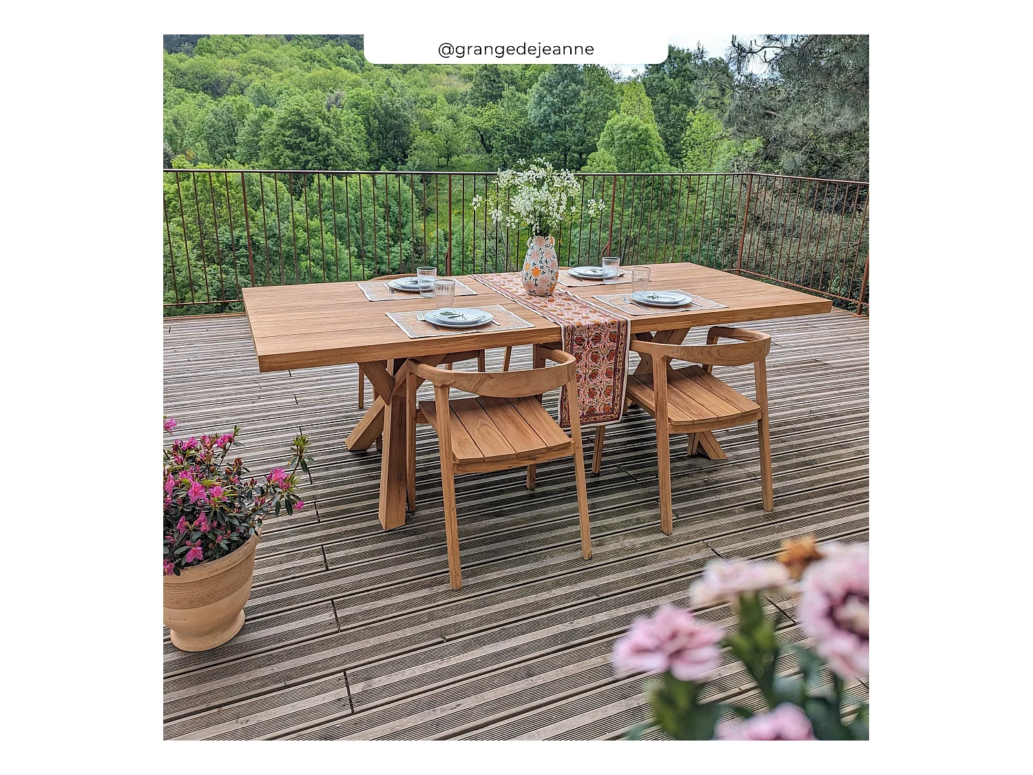 Table de jardin 240 cm en bois de teck massif - Soraya