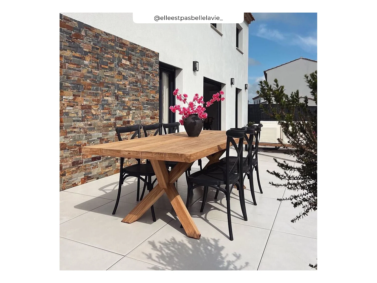 Table de jardin 240 cm en bois de teck massif - Soraya