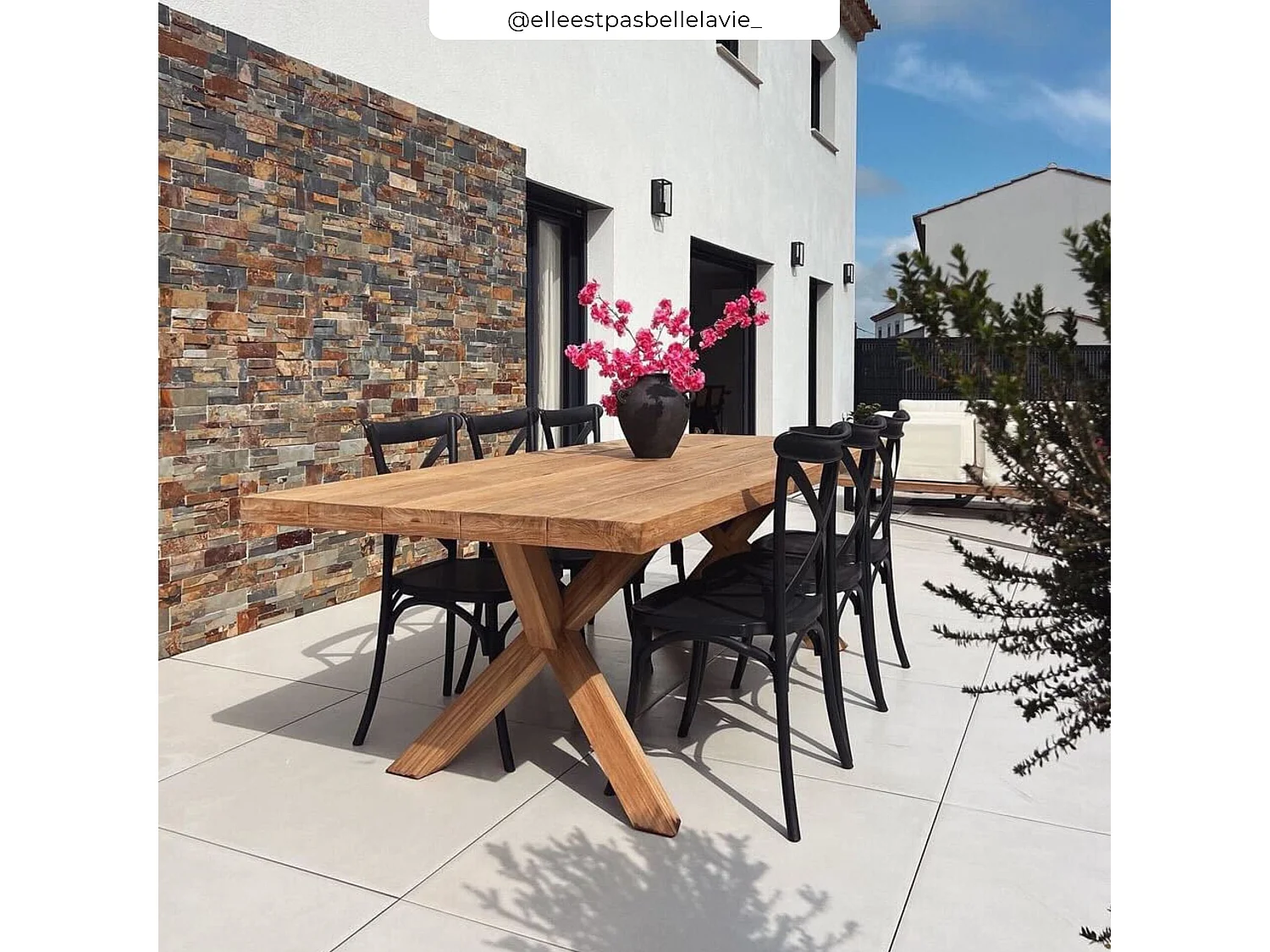 Table de jardin 240 cm en bois de teck massif - Soraya