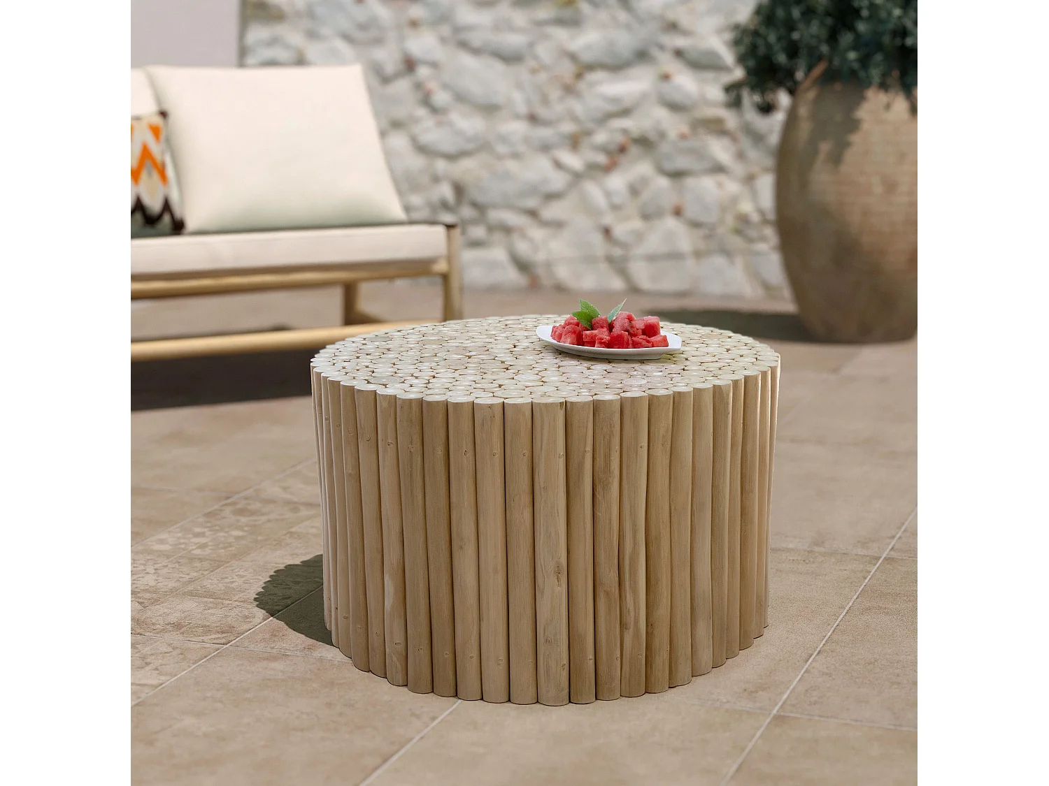 Table basse de jardin ronde en rondins de teck D70 cm - Imani