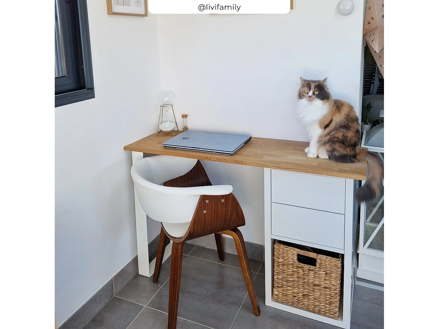 Silla de piel sintética blanca - Piada