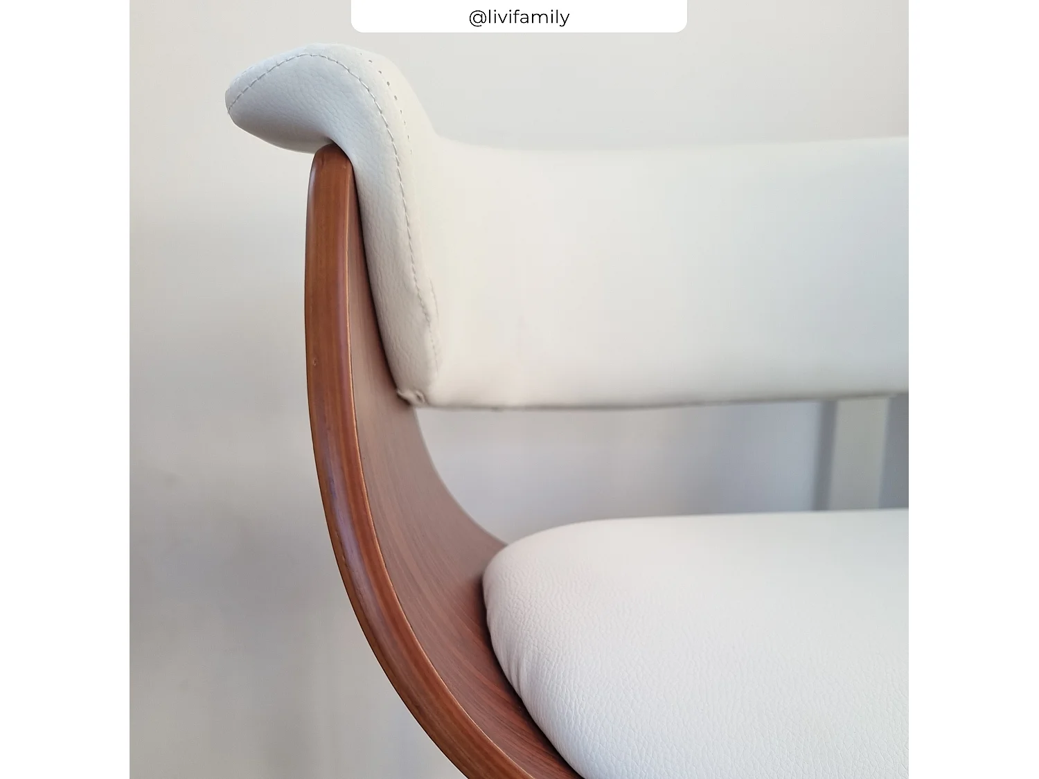 Silla de piel sintética blanca - Piada