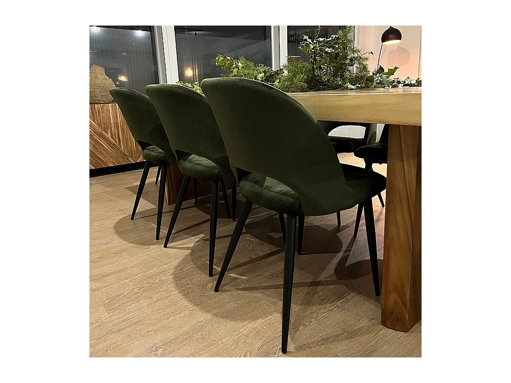 Lot de 2 chaises en velours vert et pieds en métal noir - Pénélope