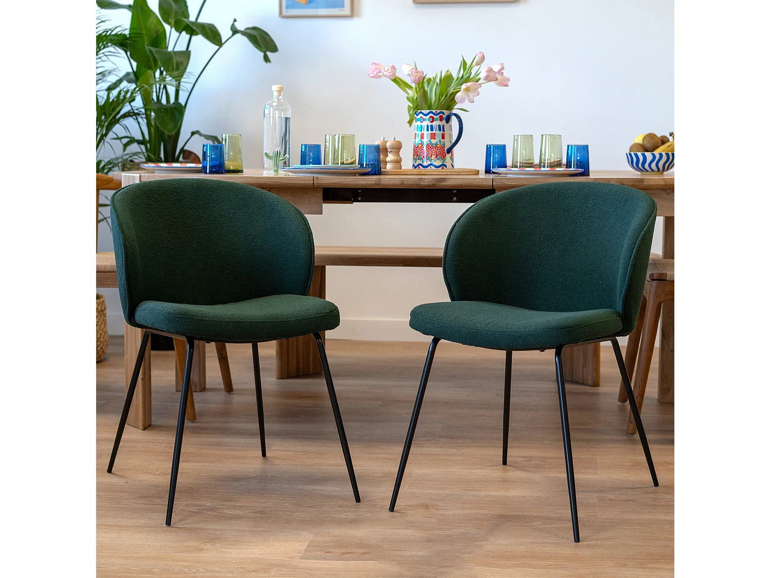 Set di 2 sedie verdi con tessuto bouclé e base in metallo - Groom