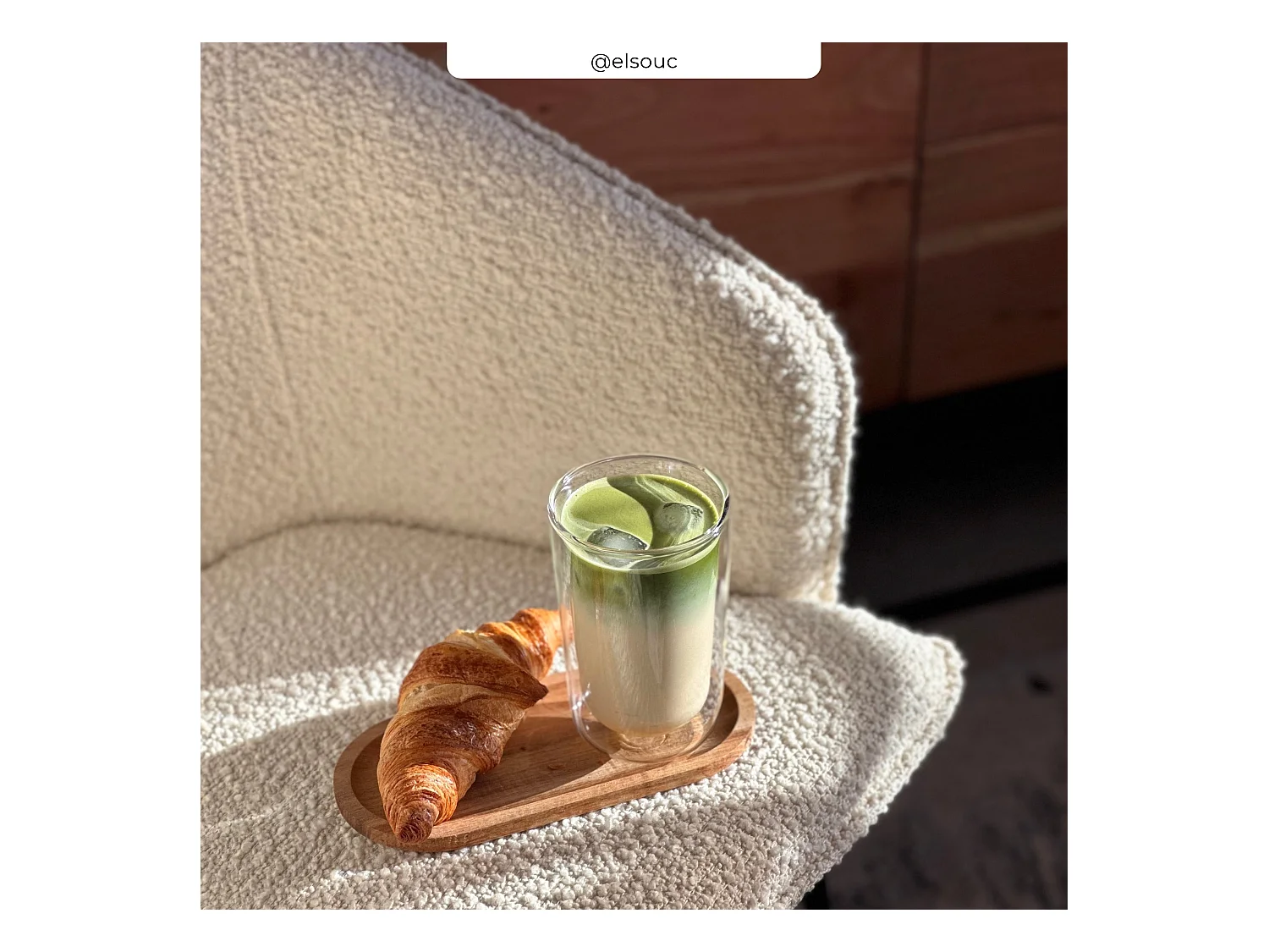 Sedia in lana bouclé bianca e gambe in metallo - Toscane