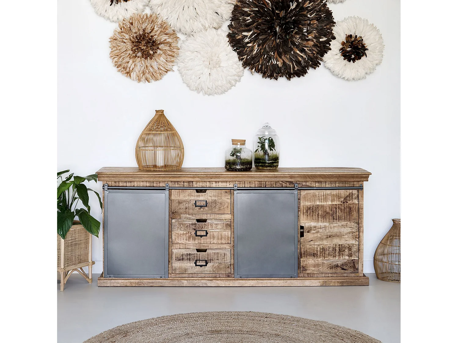 Grande credenza 3 porte 3 cassetti in legno e metallo - Tabuk