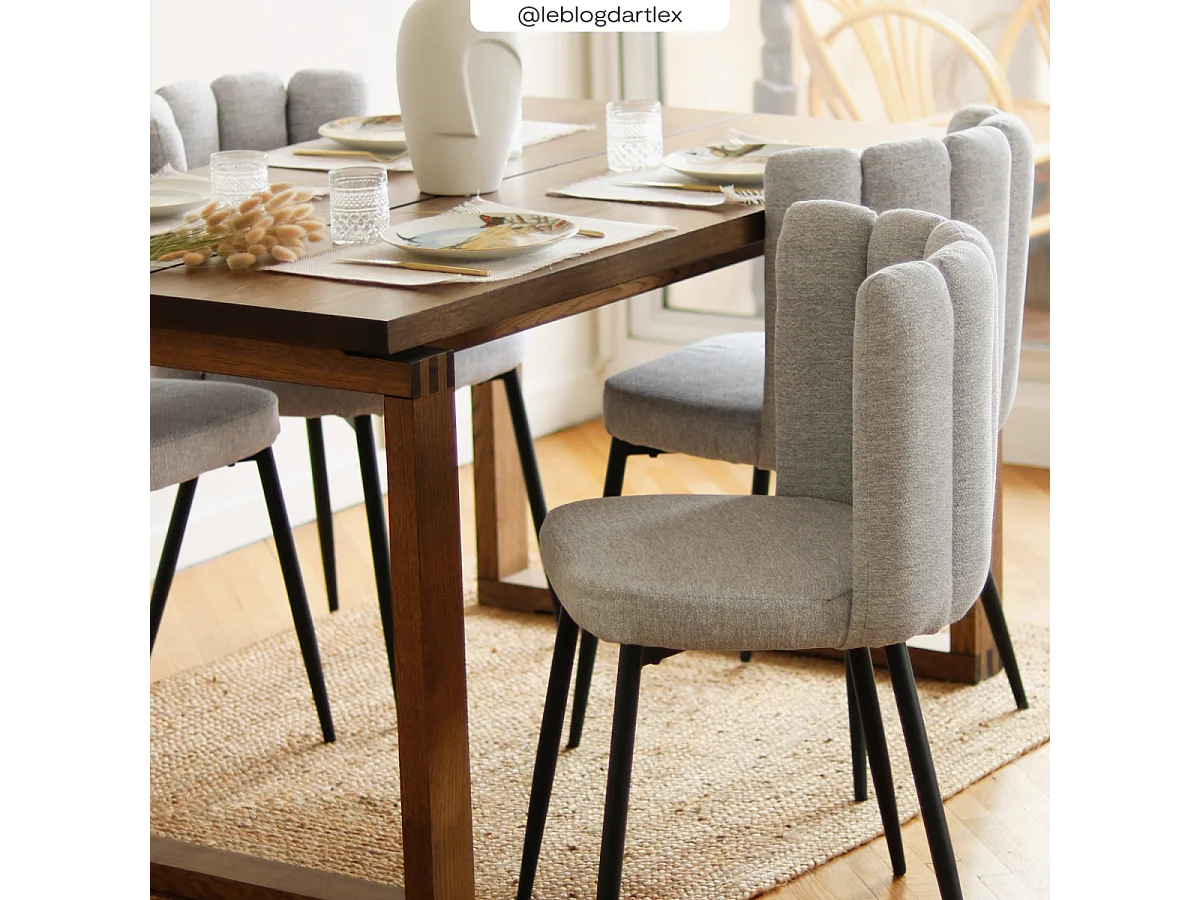 Lot de 2 chaises en tissu gris et pieds en métal noir - Rosy