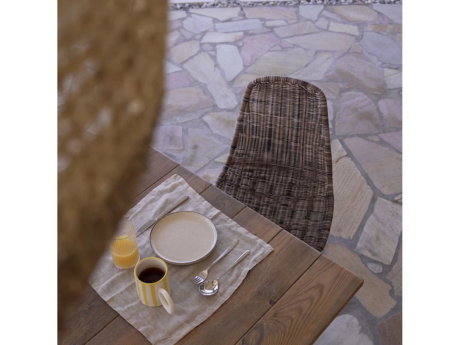 Lot de 2 chaises de jardin en résine tressée marron - Tiptur