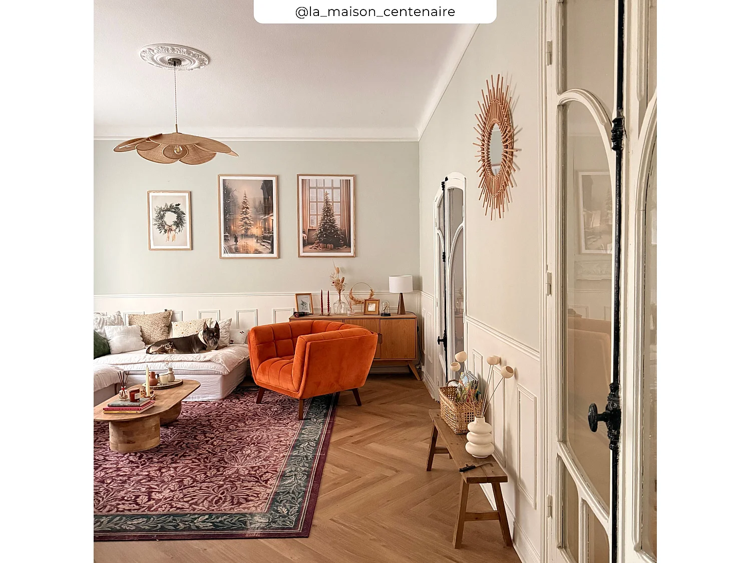 Poltrona in velluto color arancio curcuma - Mona